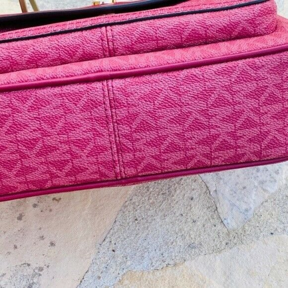 Michael Kors Jet Set Travel MD crossbody, NWT - Picture 6 of 10